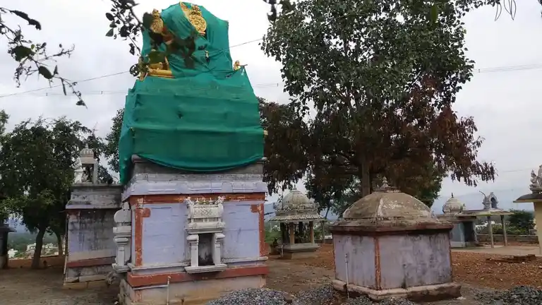 Arulmigu Subramaniyaswamy Temple, Chinna Siragappadi - 636308 அருள்மிகு சுப்ரமணியசுவாமி திருக்கோயில், சின்ன சீரகாபாடி - 636308, Salem - Ancient Temple Architecture and History Image 2