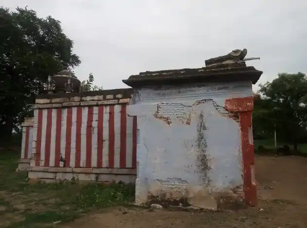 Arulmigu Subramaniyaswamy Temple, Jampunathapuram, Jampunathapuram - 621211 Arulmigu Subramaniyaswamy Temple, Jampunathapuram, Jampunathapuram - 621211, Thiruchirappalli - Ancient Temple Architecture and History Image 5