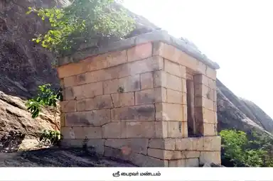 Arulmigu Subramaniyaswamy Temple, Kanchathumalai, Ponnamaravathi Taluk - 622402 அருள்மிகு சுப்பிரமணியசுவாமி திருக்கோயில், காஞ்சாத்துமலை, பொன்னமராவதி வட்டம் - 622402, Pudukkottai - Ancient Temple Architecture and History Image 6