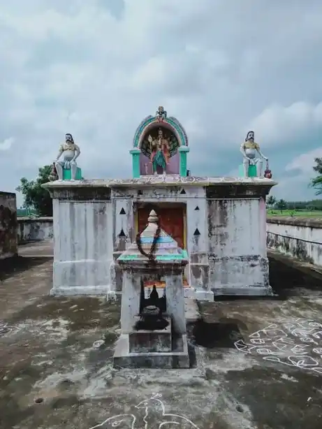 Arulmigu Subramaniyaswamy Temple, Kizhneerkundram - 604401 அருள்மிகு சுப்ரமணியசுவாமி திருக்கோயில், Kizhneerkundram - 604401, Tiruvannamalai - Ancient Temple Architecture and History Image 3
