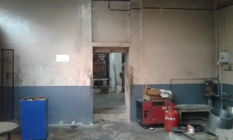 Arulmigu Subramaniyaswamy Temple, Kodimarathumoolai, Thanjavur - 613009 அருள்மிகு பாலதண்டாயுதபானி திருக்கோயில், Kodimarathumoolai, Thanjavur - 613009, Thanjavur - Ancient Temple Architecture and History Image 6