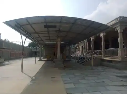 Arulmigu Subramaniyaswamy Temple, Malaikoil, Chennimalai - 638051 அருள்மிகு சுப்பிரமணியசுவாமி திருக்கோயில், மலைக்கோயில், சென்னிமலை - 638051, Erode - Ancient Temple Architecture and History Image 3