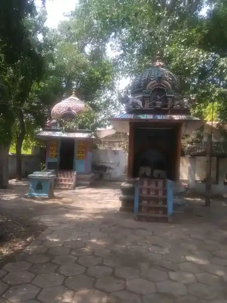 Arulmigu Subramaniyaswamy Temple, Mudukulathur - 623704 அருள்மிகு சுப்பிரமணியசுவாமி திருக்கோயில்,  - 623704, Ramanathapuram - Ancient Temple Architecture and History Image 7