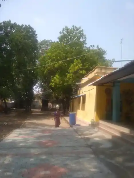Arulmigu Subramaniyaswamy Temple, Mudukulathur - 623704 அருள்மிகு சுப்பிரமணியசுவாமி திருக்கோயில்,  - 623704, Ramanathapuram - Ancient Temple Architecture and History Image 8