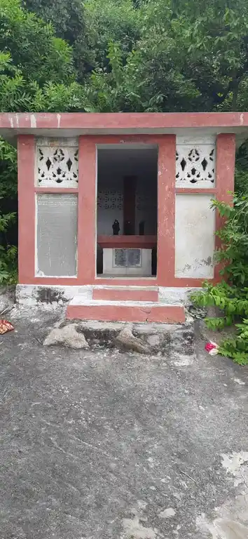 Arulmigu Subramaniyaswamy Temple, Mukkunam - 604203 அருள்மிகு சுப்ரமணியசுவாமி திருக்கோயில், Mukkunam - 604203, Viluppuram - Ancient Temple Architecture and History Image 2