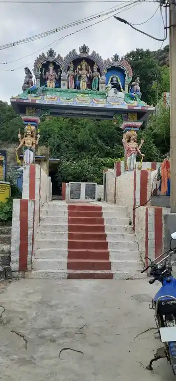 Arulmigu Subramaniyaswamy Temple, Mukkunam - 604203 அருள்மிகு சுப்ரமணியசுவாமி திருக்கோயில், Mukkunam - 604203, Viluppuram - Ancient Temple Architecture and History Image 5