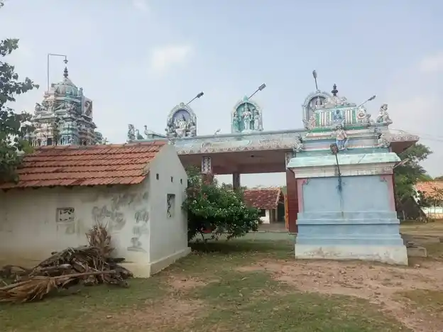 Arulmigu Subramaniyaswamy Temple, Neervilangulam - 614630 அருள்மிகு சுப்பிரமணியசுவாமி, நீர்விளங்குளம், மணமேல்குடி வட்டம், புதுக்கோட்டை மாவட்டம். சுவாமி, Neervilangulam - 614630, Pudukkottai - Ancient Temple Architecture and History Image 3