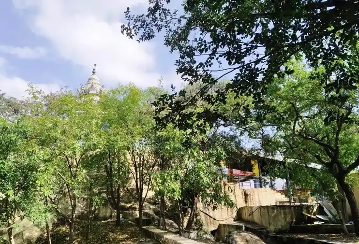 Arulmigu Subramaniyaswamy Temple, Pasalikuttai - 635653 அருள்மிகு சுப்பிரமணியசுவாமி திருக்கோயில், பசலிக்குட்டை - 635653, Thirupathur - Ancient Temple Architecture and History Image 5