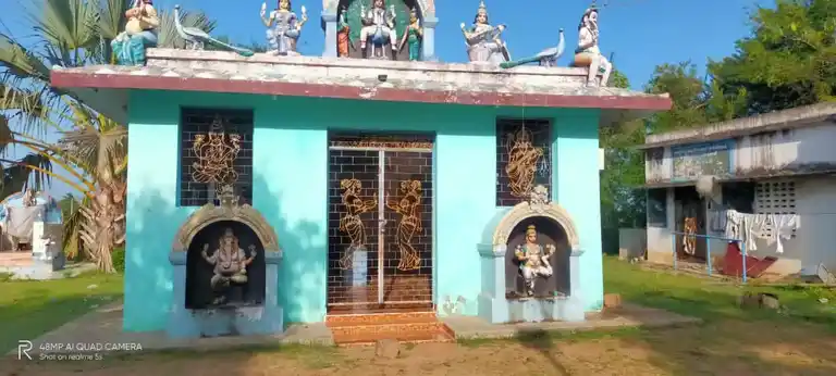 Arulmigu Subramaniyaswamy Temple, Patthuthakku, Karambakudi Taluk - 622302 அருள்மிகு சுப்பிரமணியசுவாமி திருக்கோயில், பத்துதாக்கு, கறம்பக்குடி வட்டம் - 622302, Pudukkottai - Ancient Temple Architecture and History Image 3