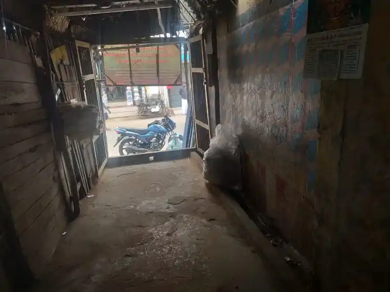 Arulmigu Subramaniyaswamy Temple, Periyakadaiveethi - 614616 அருள்மிகு சுப்பிரமணியசுவாமி திருக்கோயில், Periyakadaiveethi - 614616, Pudukkottai - Ancient Temple Architecture and History Image 2