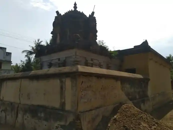Arulmigu Subramaniyaswamy Temple, Vadakal - 613002 அருள்மிகு சுப்பிரமணிய சுவாமி திருக்கோயில், Vadakal - 613002, Thanjavur - Ancient Temple Architecture and History Image 2