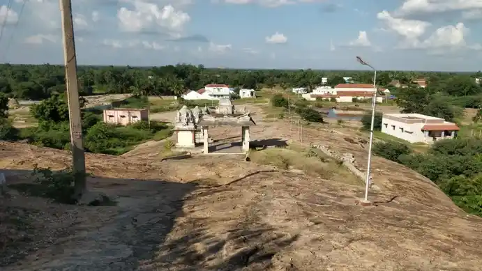Arulmigu Subramaniyaswamy Temple, Vaiyapuri, Ponnamaravathi Taluk - 622402 அருள்மிகு சுப்பிரமணியசுவாமி திருக்கோயில், வையாபுரி, பொன்னமராவதி வட்டம் - 622402, Pudukkottai - Ancient Temple Architecture and History Image 2