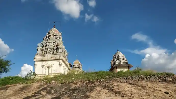 Arulmigu Subramaniyaswamy Temple, Vaiyapuri, Ponnamaravathi Taluk - 622402 அருள்மிகு சுப்பிரமணியசுவாமி திருக்கோயில், வையாபுரி, பொன்னமராவதி வட்டம் - 622402, Pudukkottai - Ancient Temple Architecture and History Image 5