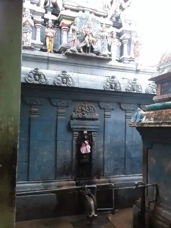 Arulmigu Subramaniyaswamy Temple, Vizhapallam - 607302 அருள்மிகு சுப்பிரமணியசுவாமி திருக்கோயில், வீழப்பள்ளம் - 607302, Cuddalore - Ancient Temple Architecture and History Image 9
