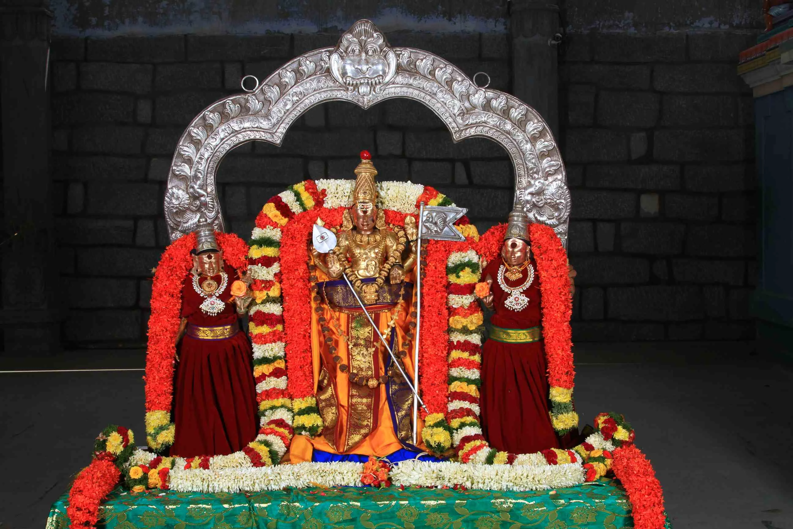 அருள்மிகு சுப்பிரமணியசுவாமி திருக்கோயில், காங்கேயம், சிவன்மலை - 638701 - Main View