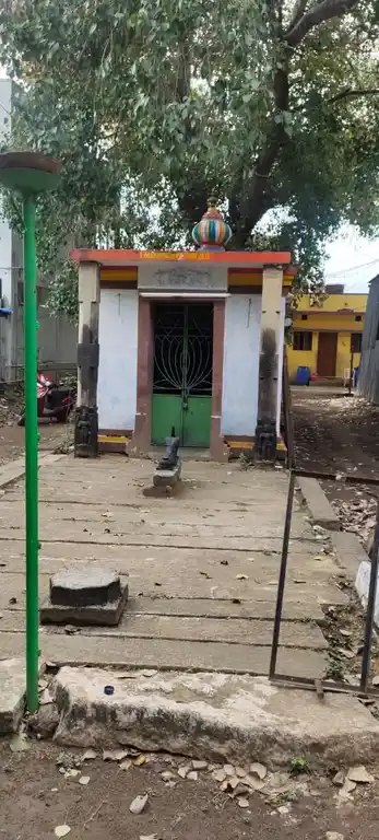 Arulmigu Subramanyasamy Temple, Venkitapuram - 641014 அருள்மிகு சுப்ரமணியசாமி திருக்கோயில், வெங்கிட்டாபுரம் - 641014, Coimbatore - Ancient Temple Architecture and History Image 4