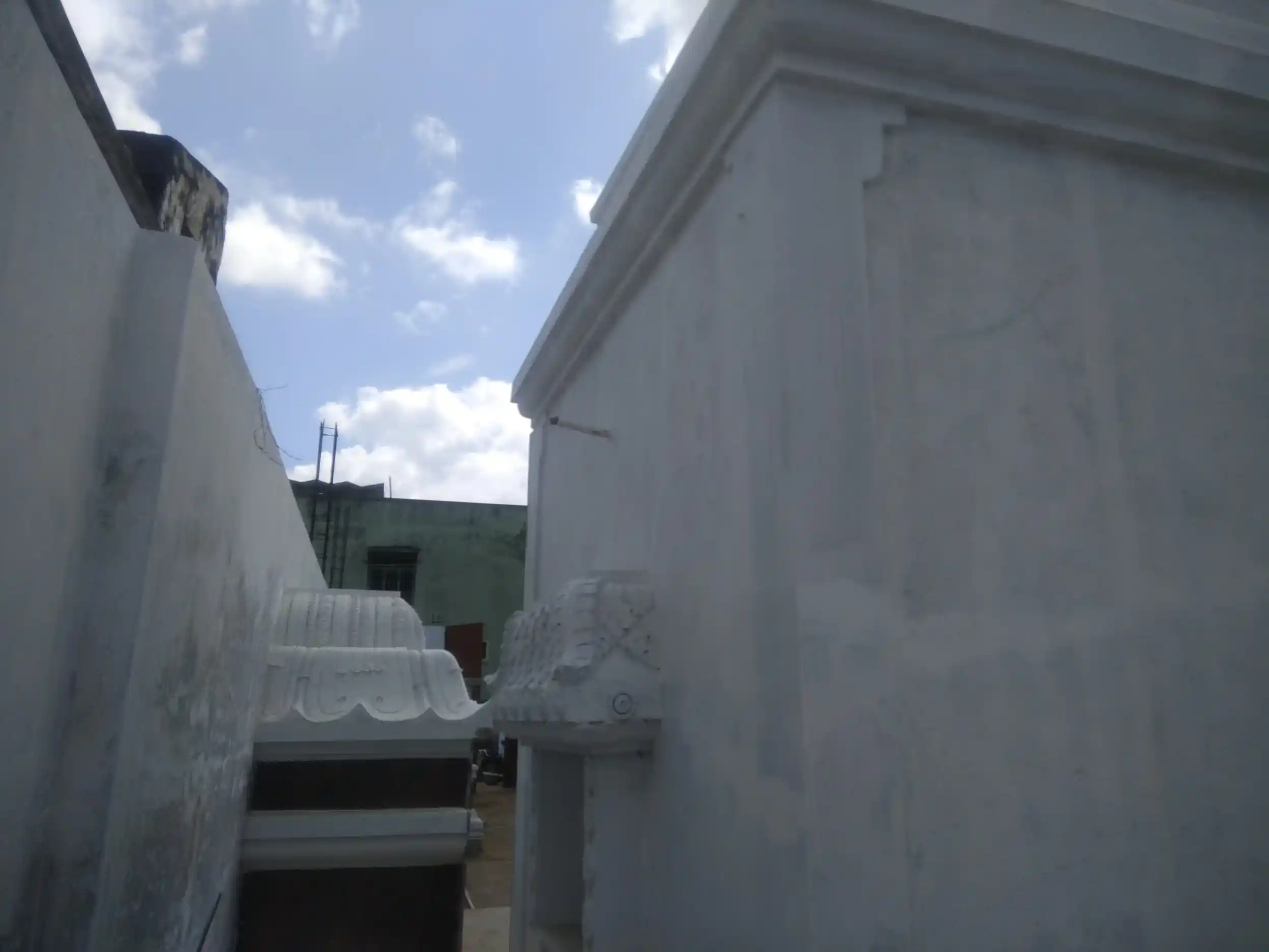 Arulmigu Subramanyaswami Temple, Bharathi Road Tirupattur - 635601 அருள்மிகு சுப்பிரமணியசுவாமி திருக்கோயில், பாரதி ரோடு திருப்பத்தூர் - 635601, Thirupathur - Ancient Temple Architecture and History Image 7