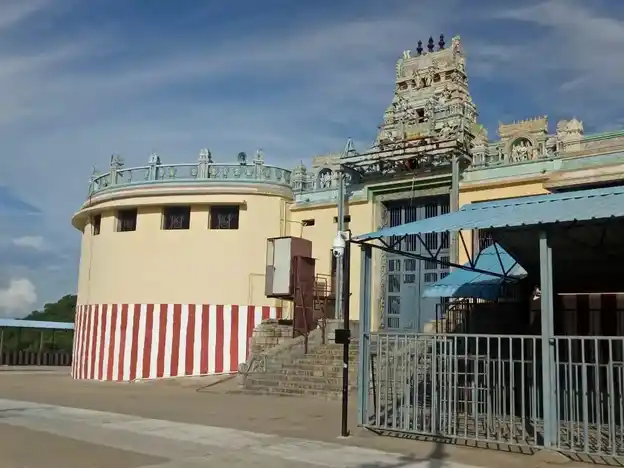 Arulmigu Subramanyaswamy Temple, Malaikoil, Tiruttani - 631209 அருள்மிகு சுப்பிரமணியசுவாமி திருக்கோயில், மலைக்கோயில், திருத்தணி - 631209, Tiruvallur - Ancient Temple Architecture and History Image 6