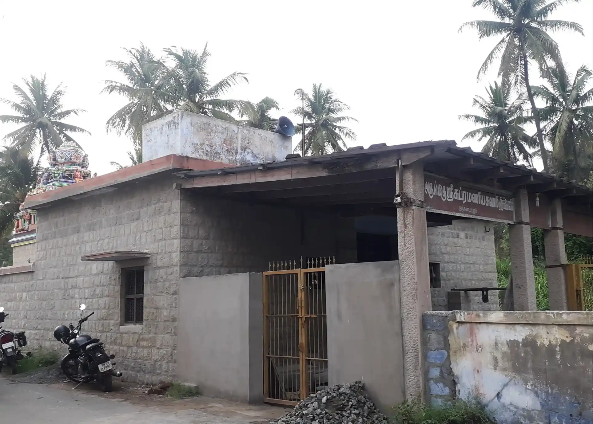 Arulmigu Subramayaswamy Temple, Nanjundapuram - 641045 அருள்மிகு சுப்ரமணியசுவாமி திருக்கோயில், Nanjundapuram - 641045, Coimbatore - Ancient Temple Architecture and History Image 7