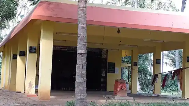 Arulmigu Sudalai Madasamy Temple, Cholapuram, Chenbagaramanputhoor - 629304 Arulmigu Sudalai Madasamy Temple, Cholapuram, Chenbagaramanputhoor - 629304, Kanyakumari - Ancient Temple Architecture and History Image 3