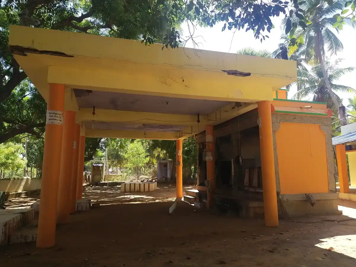 Arulmigu Sudalaimadasamy Temple, Nathaikulam - 628617 அருள்மிகு சுடலைமாடசாமி திருக்கோயில், Nandikulam - 628617, Thoothukudi - Ancient Temple Architecture and History Image 4