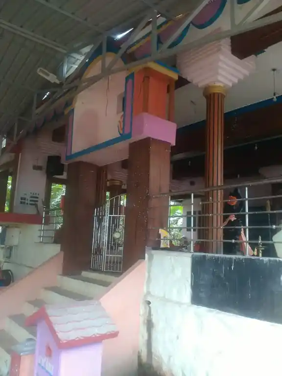 Arulmigu Sudalaimadasamy Temple, Near Pond, Puthukulam - 629802 அருள்மிகு சுடலைமாடசாமி திருக்கோயில், Near Pond, Puthukulam - 629802, Kanyakumari - Ancient Temple Architecture and History Image 3