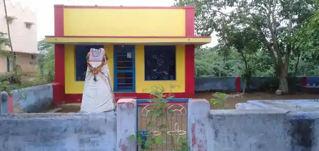 Arulmigu Sudalaimadasamy Temple, Street Center, Keelaneelitha Nallur - 627953 அருள்மிகு சுடலைமாடசுவாமி திருக்கோயில், Street Center, Keelaneelitha Nallur - 627953, Tenkasi - Ancient Temple Architecture and History Image 2