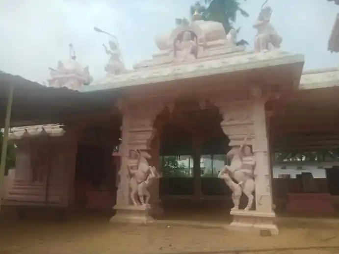 Arulmigu Sudalimadaswamy Temple, Kezhamaravankudirrippu, Vadiveeswaram - 629002 அருள்மிகு சுடலைமாடசாமி திருக்கோயில், Kezhamaravankudirrippu, Vadiveeswaram - 629002, Kanyakumari - Ancient Temple Architecture and History Image 3