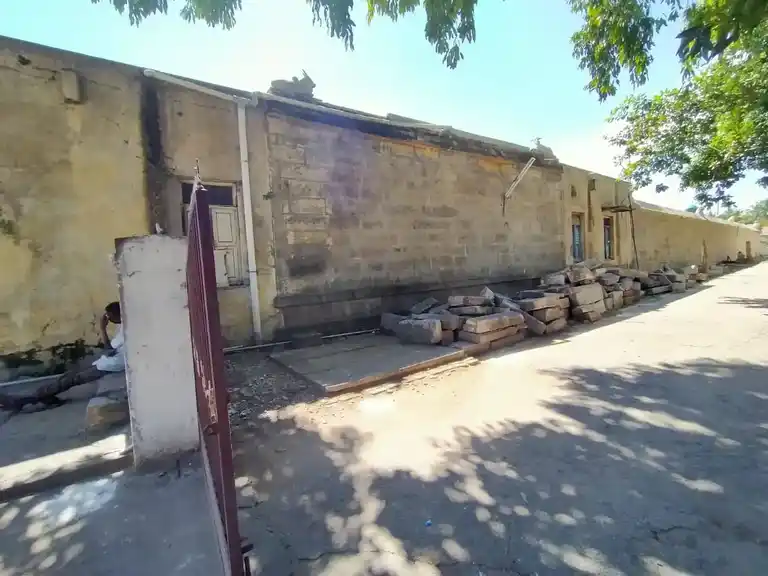 Arulmigu Sugavanesuwarar Temple, Mettu Agraharam, Salem - 636001 அருள்மிகு சுகவனேசுவரர் சுவாமி திருக்கோயில், மேட்டு அக்ரஹாரம், சேலம் - 636001, Salem - Ancient Temple Architecture and History Image 3