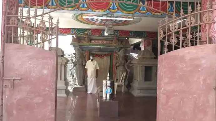 Arulmigu Sumuga Ganapathi Kulasekara Azhvar Temple, Valasaravakkam, Chennai - 600087 அருள்மிகு சுமூக கணபதி குலசேகர ஆழ்வார் திருக்கோயில், வலசரவாக்கம், சென்னை - 600087, Chennai - Ancient Temple Architecture and History Image 7