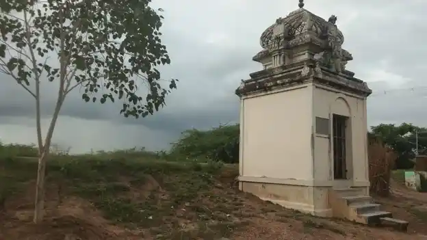 Arulmigu Sundara Moorthi Vinayagar Temple, Aalimadurai - 623701 அருள்மிகு. சுந்தரமூர்த்தி அய்யனார் திருக்கோயில், Aalimadurai - 623701, Sivagangai - Ancient Temple Architecture and History Image 2