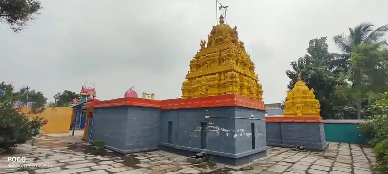 Arulmigu Sundara Rajaperumal Temple, Sirukarumbur - 632521 அருள்மிகு சுந்தராஜப்பெருமாள் திருக்கோயில், சிருகரும்பூர் - 632521, Ranipet - Ancient Temple Architecture and History Image 5