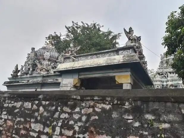Arulmigu Sundara Varatharaja Perumal Temple, Keelveethi - 632502 அருள்மிகு சுந்தர வரதராஜப் பெருமாள் திருக்கோயில், கீழ்வீதி - 632502, Ranipet - Ancient Temple Architecture and History Image 3