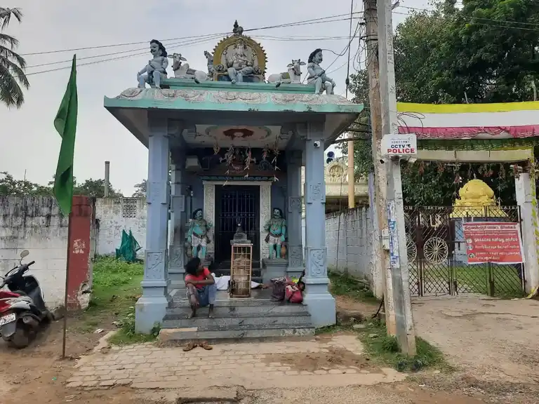 Arulmigu Sundara Vinayagar Temple, Centre Of The Village, Atipattu - 631210 அருள்மிகு சுந்தரவிநாயகர் திருக்கோயில், Centre Of The Village, Atipattu - 631210, Tiruvallur - Ancient Temple Architecture and History Image 4