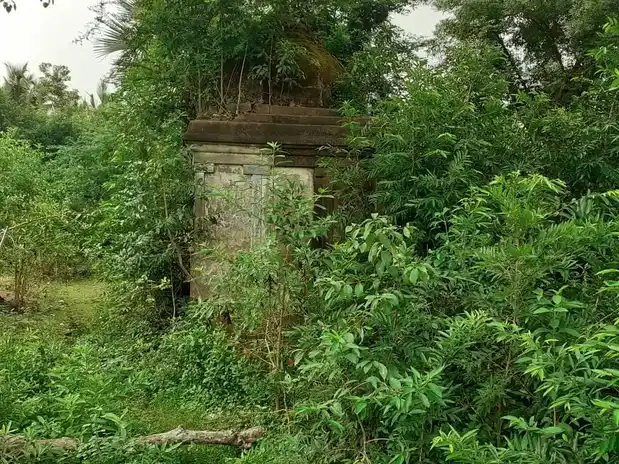 Arulmigu Sundara Vinayagar Temple, Kilamangalam - 614615 அருள்மிகு சுந்தரவிநாயகர் திருக்கோயில், கிளாமங்கலம் - 614615, Thanjavur - Ancient Temple Architecture and History Image 2