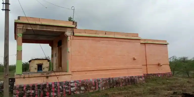 Arulmigu Sundara Vinayagar Temple, Marudanvalvu Naraikinaru - 628302 அருள்மிகு சுந்தர விநாயகர் திருக்கோயில், Marudanvalvu Naraikinaru - 628302, Thoothukudi - Ancient Temple Architecture and History Image 5