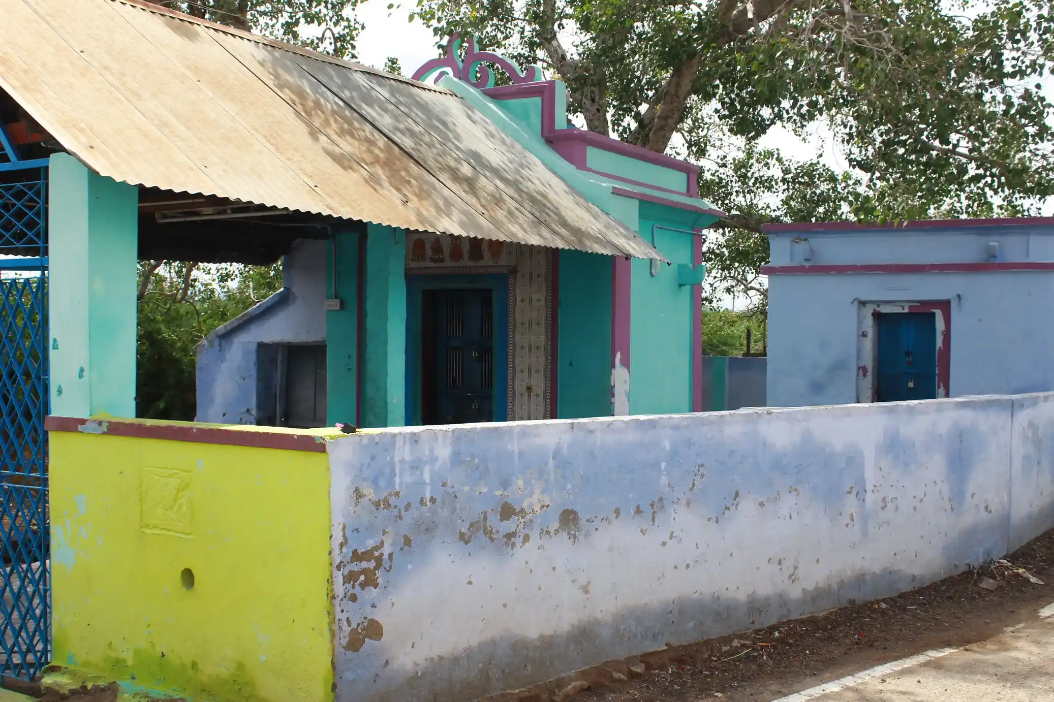 Arulmigu Sundara Vinayagar Temple, Near By Amman Temple, Karaieruppu - 627357 அருள்மிகு சுந்தர விநாயகர் திருக்கோயில், அம்மன் கோவில் அருகில், கரையிருப்பு - 627357, Tirunelveli - Ancient Temple Architecture and History Image 3