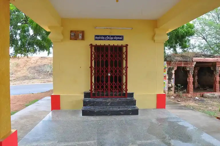 Arulmigu Sundara Vinayagar Temple, Ottapidaram - 628401 அருள்மிகு சுந்தர விநாயகர் திருக்கோயில், Ottapidaram - 628401, Thoothukudi - Ancient Temple Architecture and History Image 3