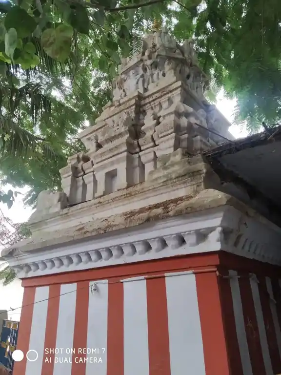 Arulmigu Sundara Vinayagar Temple, Tirupattur - 635602 அருள்மிகு சுந்தர விநாயகர் திருக்கோயில், திருப்பத்தூர் நகரம் - 635602, Thirupathur - Ancient Temple Architecture and History Image 6