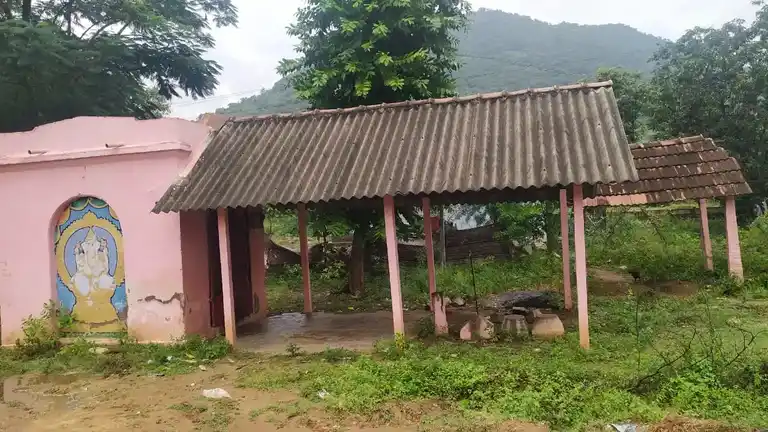 Arulmigu Sundara Vinayagar Temple, Uralipatty - 624402 அருள்மிகு சுந்தர விநாயகர் திருக்கோயில், Uralipatty - 624402, Dindigul - Ancient Temple Architecture and History Image 3