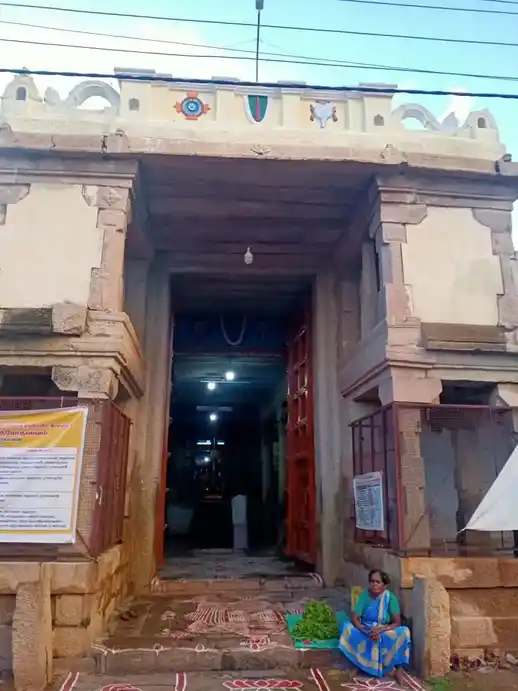 Arulmigu Sundaraja Perumal Temple, Veeravanallur - 627426 அருள்மிகு சுந்தரராஜபெருமாள் திருக்கோயில், Veeravanallur - 627426, Tirunelveli - Ancient Temple Architecture and History Image 7