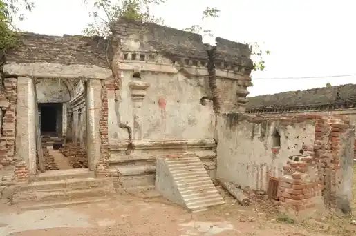 Arulmigu Sundarajapperumal Temple, Vellur - 621316 அருள்மிகு சுந்தரராஜ பெருமாள் திருக்கோயில், Vellur - 621316, Pudukkottai - Ancient Temple Architecture and History Image 8