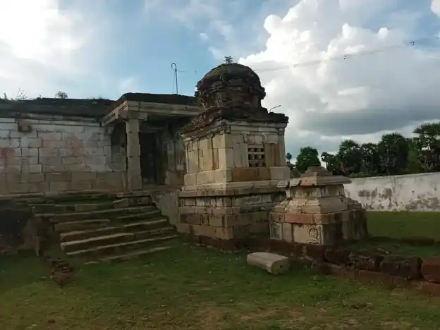 Arulmigu Sundarakothandarasamy Temple, Ammanichatiram - 614612 அருள்மிகு சுந்தர கோதண்டராமசாமி திருக்கோயில், Ammanichatiram - 614612, Thanjavur - Ancient Temple Architecture and History Image 7