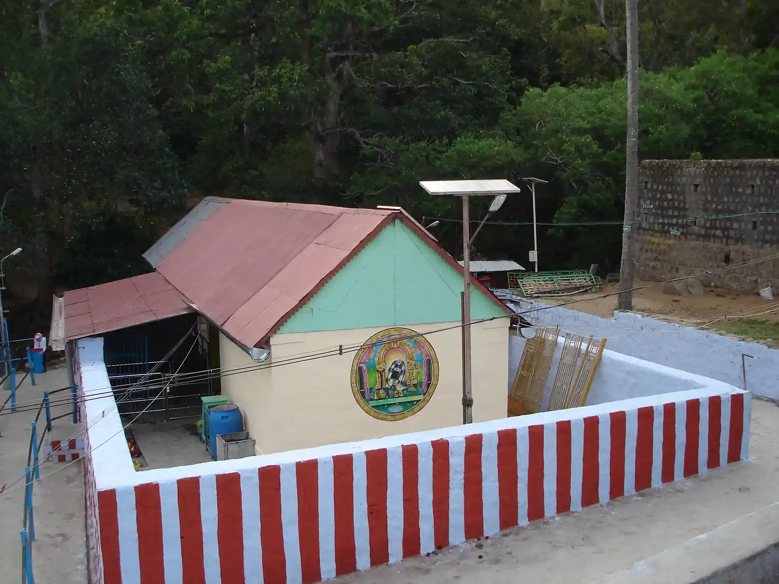 Arulmigu Sundaramahalingaswamy Temple, Saputur - 625705 அருள்மிகு சுந்தரமகாலிங்க சுவாமி திருக்கோயில், சதுரகிரி, சாப்டூர், சாப்டூர் - 625705, Madurai - Ancient Temple Architecture and History Image 4