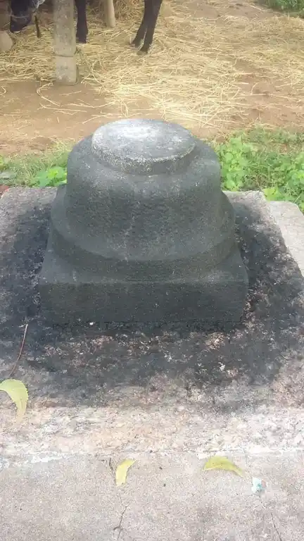 Arulmigu Sundarapandeeswarar Temple, Puthoor - 623527 அருள்மிகு சுந்தரபாண்டீஸ்வரர் திருக்கோயில், அ. புத்தூர் - 623527, Ramanathapuram - Ancient Temple Architecture and History Image 2