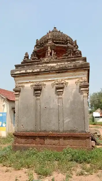 Arulmigu Sundararaja Perumal Temple, Sempanur - 630313 அருள்மிகு சுந்தரராஜப் பெருமாள் திருக்கோயில், Sempanur - 630313, Sivagangai - Ancient Temple Architecture and History Image 5