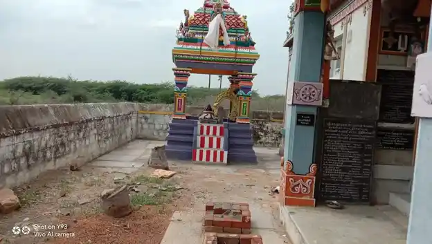 Arulmigu Sundararaja Perumal Temple, Sempoor - 630611 Arulmigu Sundararaja Perumal Temple, Sempoor - 630611, Sivagangai - Ancient Temple Architecture and History Image 3