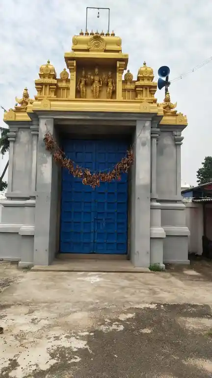 Arulmigu Sundaravaradaraja Perumal Temple, Inside The Village, Ayalaur - 602001 அருள்மிகு சுந்தரவரதராஜப்பெருமாள் திருக்கோயில், Inside The Village, Ayalaur - 602001, Tiruvallur - Ancient Temple Architecture and History Image 3