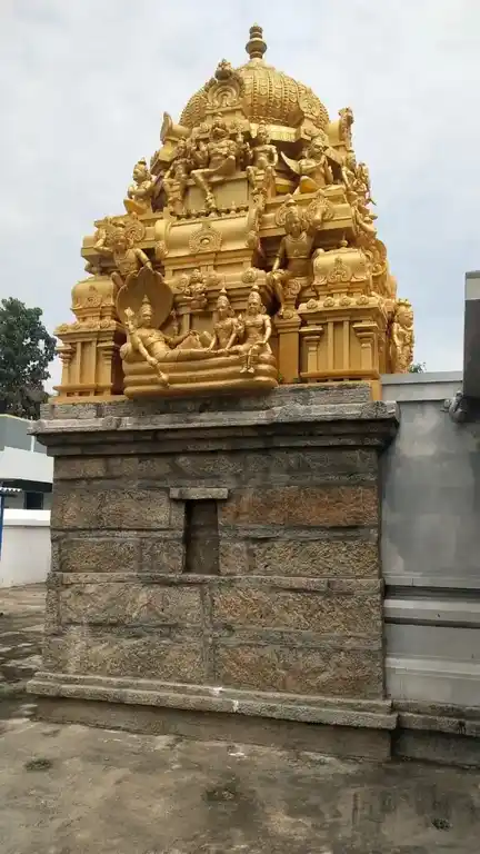 Arulmigu Sundaravaradaraja Perumal Temple, Inside The Village, Ayalaur - 602001 அருள்மிகு சுந்தரவரதராஜப்பெருமாள் திருக்கோயில், Inside The Village, Ayalaur - 602001, Tiruvallur - Ancient Temple Architecture and History Image 6