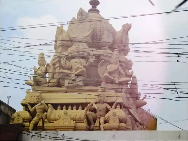 Arulmigu Sundaraveera Anjaneyar Temple, Tirupattur - 635601 அருள்மிகு சுந்தரவீர ஆஞ்சநேயர் திருக்கோயில், திருப்பத்தூர் - 635601, Thirupathur - Ancient Temple Architecture and History Image 4